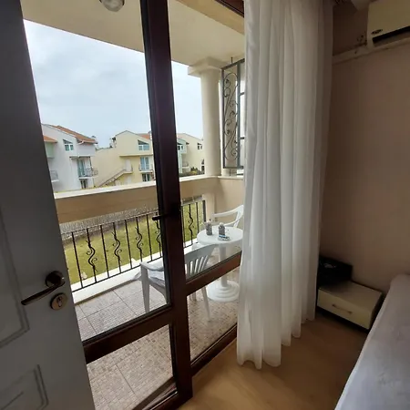 Noks Prestige Aparthotel, アパートホテル